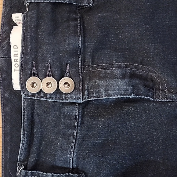 Torrid Jeggings - Picture 13 of 14